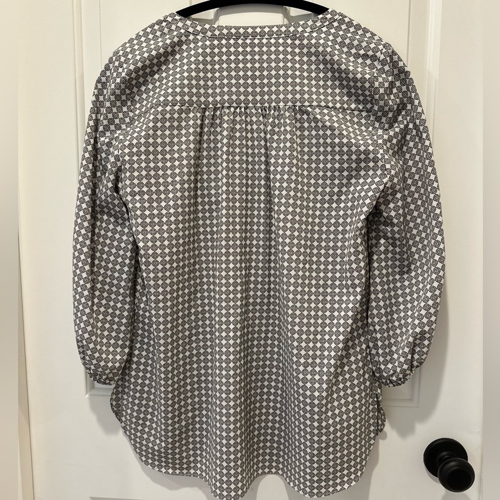 Geometric Patterned Blouse max studio small - Picture 5 of 8